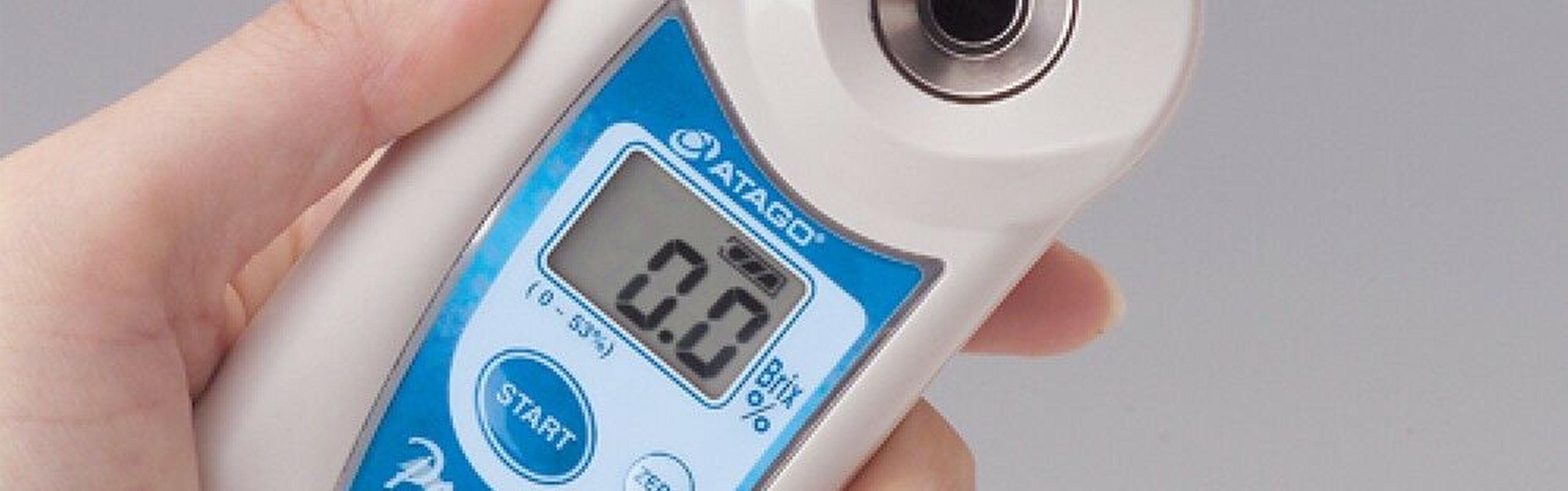 Refractometer